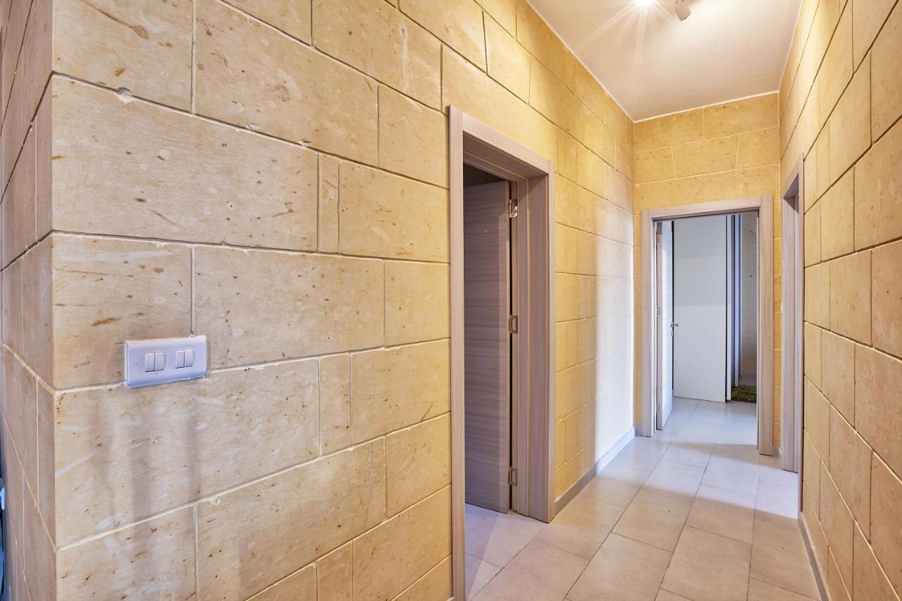 Summer Fields Penthouse With Amazing Views Apartment Sannat Bagian luar foto