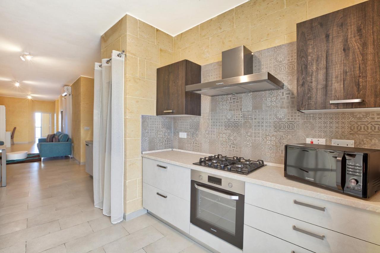 Summer Fields Penthouse With Amazing Views Apartment Sannat Bagian luar foto
