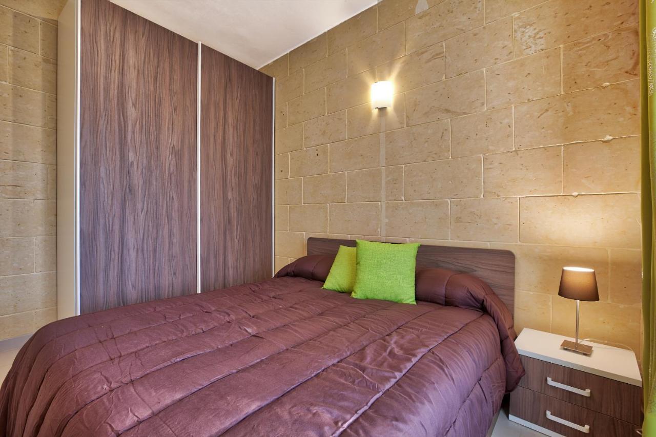 Summer Fields Penthouse With Amazing Views Apartment Sannat Bagian luar foto